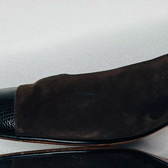 Vintage Salvatore Ferragamo Brown Suede and Leather Cap Toe Pumps Size 8 - Picture 12 of 12